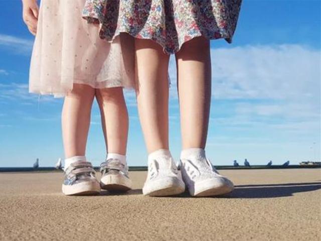 孩子没病还总喊“腿疼”，不是在“装”，有这几种情况需谨慎