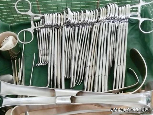 剖腹产仅仅是划一刀就完了？看看手术用到的器具，就知道有多疼