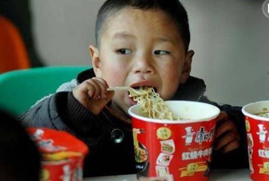 6岁孩子脾脏老化，医生说妈妈常给孩子喝这种汤，全家人后悔