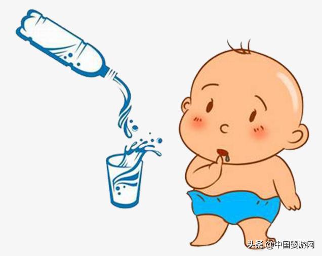 天气热了就让孩子大量饮水？赶紧停手