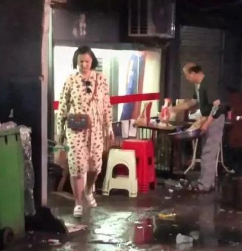 张歆艺产后身材走样招嘲讽：坚持母乳喂养，是给宝宝最好的礼物