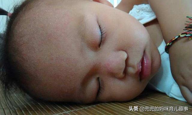 夏天宝宝长痱子太痛苦？4个预防小妙招送给你，宝妈赶紧收藏