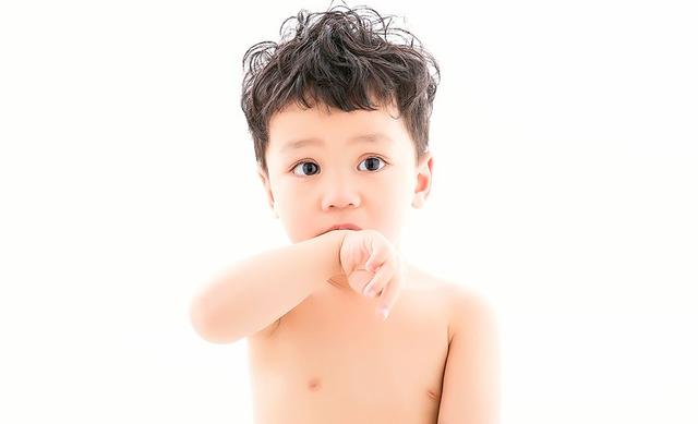 没有明星的高颜值，孕妈妈做好这4件事，也可生个聪明漂亮的宝宝