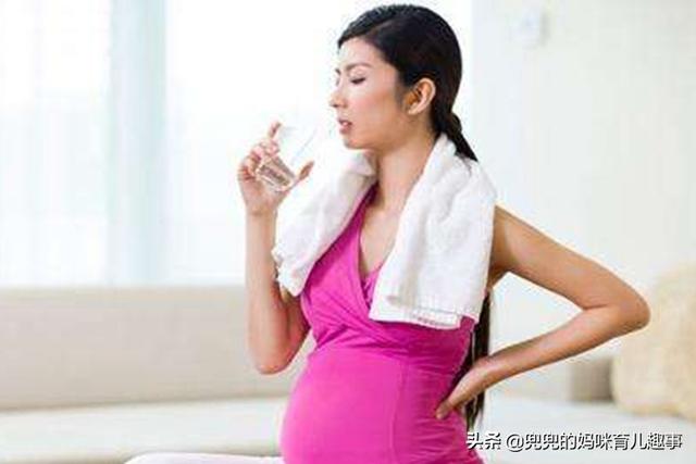 怀孕期间除了要忌口，这几种水最好也别喝，会影响胎宝宝的发育