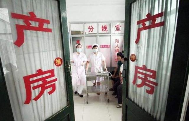 顺产的产妇，除了要经历分娩之痛，还要经历3件尴尬事