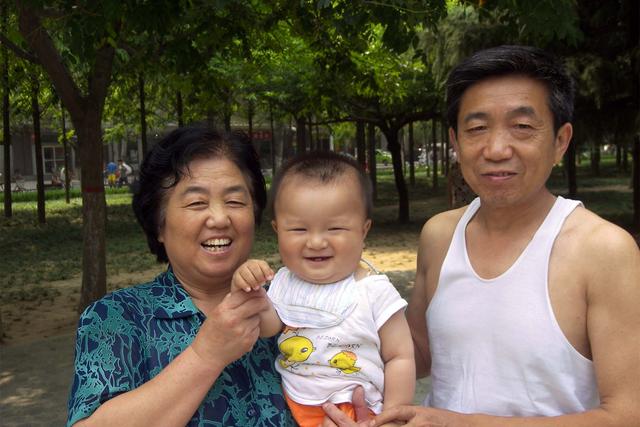 为什么奶奶不带孩子，反而是姥姥带的多？有哪些原因？