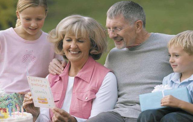 想让让孩子有幸福感，父母要注意做好这些事