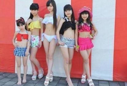 10岁女孩穿着太“性感”遭批？父母的做法，让众人拍手称赞