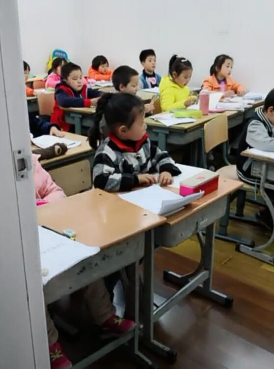 不管是公立还是私立幼儿园，做对三件事，一年级的状态真不一样