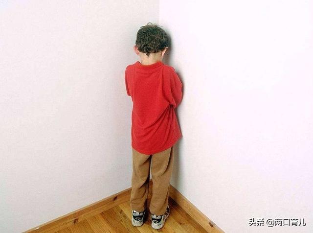 孩子犯错，聪明的家长用这3种惩罚方式，比打骂教育管用