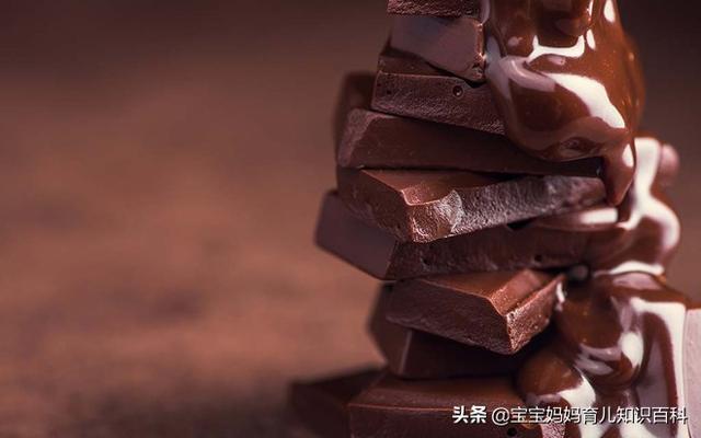 母乳喂养时避免这15种食物，否则影响孩子的健康发育