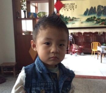 幼儿脾胃反复多病，罪魁祸首竟是家长，网友：一看就不是亲生的娃