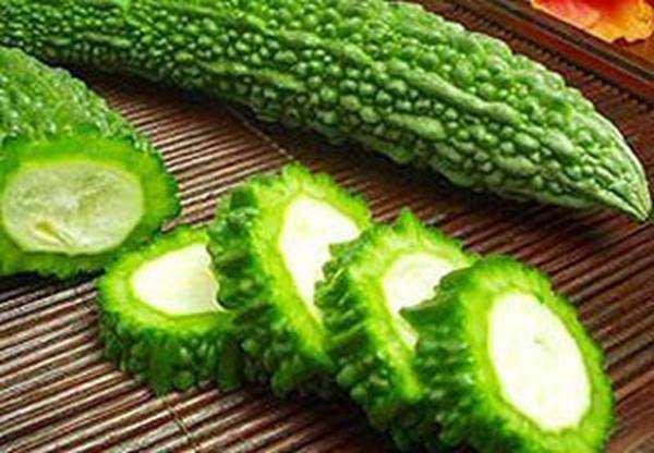 孕期这4种食物要忌口，不仅不利于发育，或许还会“伤胎”