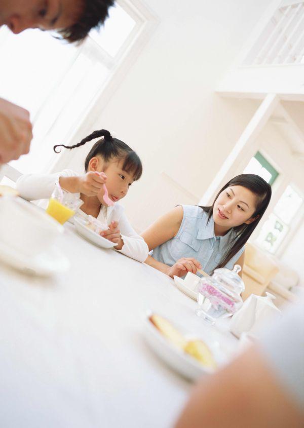 孩子爱打人怎么办