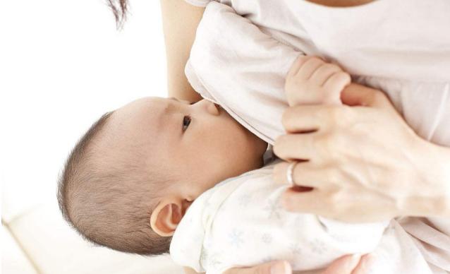 宝宝人生第一口“粮食”，宝妈应该怎么给，掌握这六步足够了