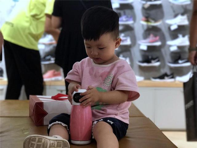 话痨和不爱说话的孩子，差别有多大？不仅仅是性格不同