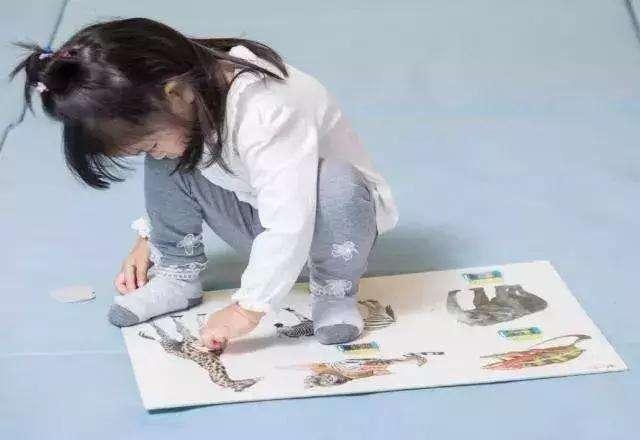 家长，你知道为什么锻炼孩子的精细运动吗？这是优秀孩子的前提