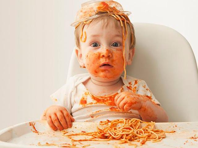 孩子被骂没教养,宝妈反思自己,一个月后孩子的举动让宝妈感动