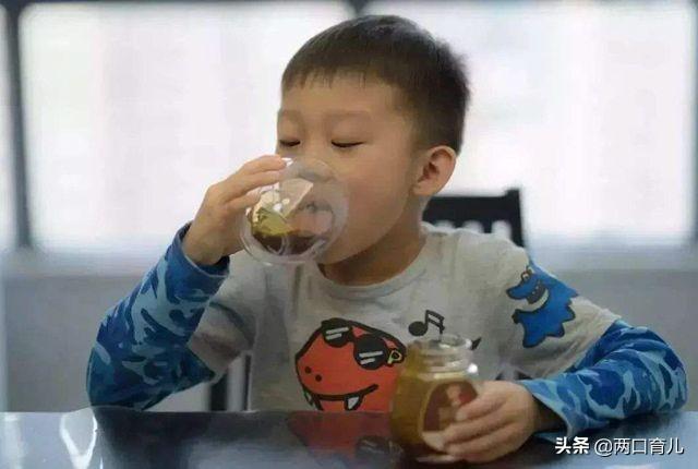 孩子身体太弱，动不动就感冒发烧怎么办？掌握小技巧不必太担心