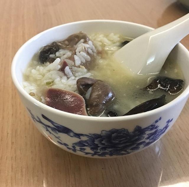 告诫父母：幼儿未满3岁，不要碰3种饭，易堆伤脾胃，家长莫大意