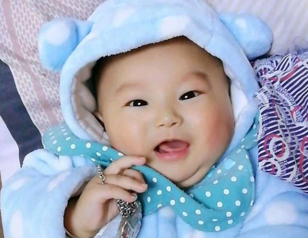 为了能生下一个聪明宝宝，孕妇要在4个方面多努力，很管用