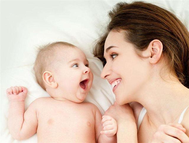 宝宝总是拉肚子、没精神？可能是母乳出了问题，新手妈妈要当心