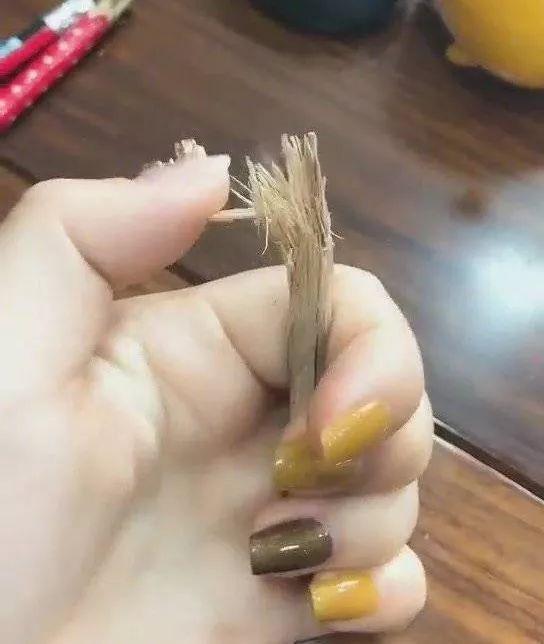 千万不要翻孩子的书包，不然哈哈哈哈哈……