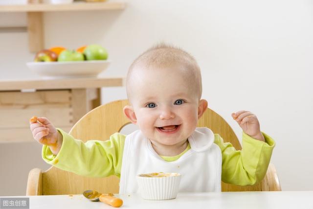 宝宝乳牙护理不可忽视，早护理口腔更健康