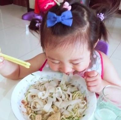 万能消食方：夏季常给娃喝，赶走积食娃吃饭香，个子猛蹿5cm