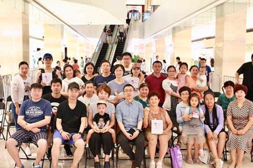 崔玉涛现身北京分享科学育儿知识纠正育儿误区