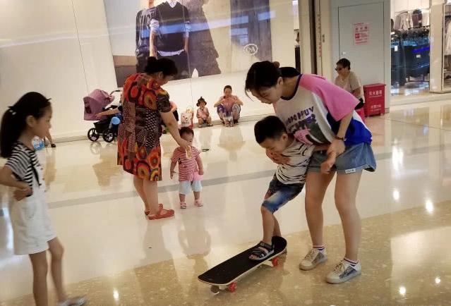 只因家长忽略一点，孩子比同龄人矮10公分！医生：这样的很多
