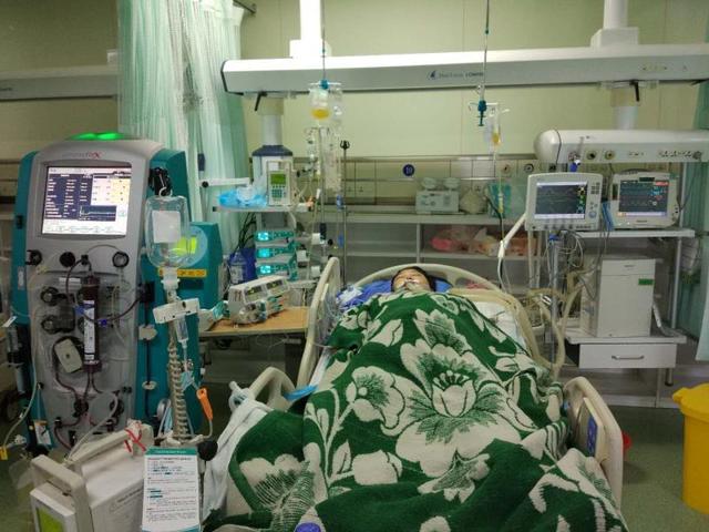 惊心动魄！二胎妈妈突发羊水栓塞，医生13小时跑赢死神