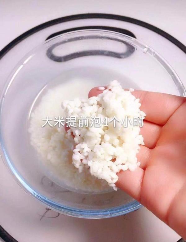 宝宝辅食这样做，奶香馒头“爱不释口”，蓬松暄软，营养美味