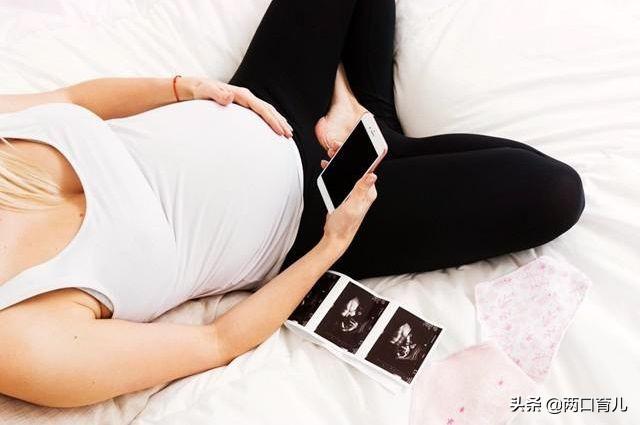 孕妇该不该吃夜宵？育儿专家表示：经常吃夜宵对妈妈和胎儿都不好