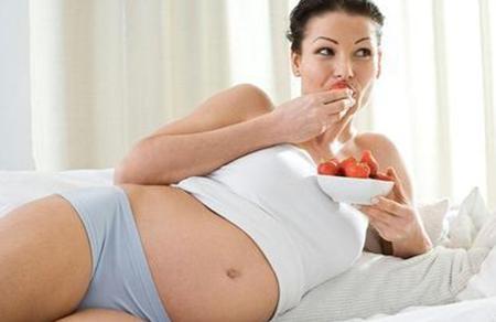 为什么准妈妈孕期想吃东西，准爸爸们不要再误会，多陪陪才对
