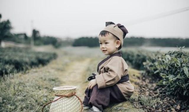 孩子这个年龄一定给他立规矩，才能成为别人家的孩子，再晚来不及
