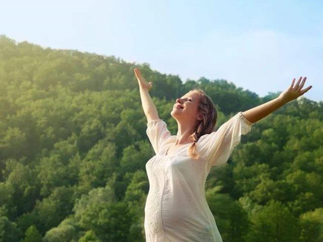 孕妈散步有利于顺产？其实掌握这几个要点，才对生产有帮助