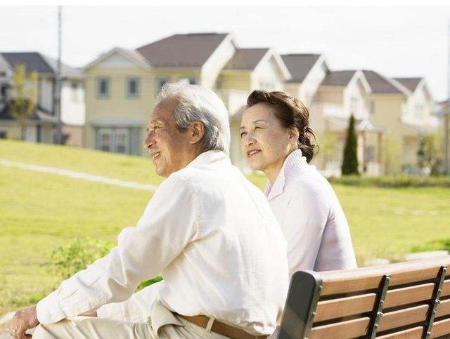 只生一个孩子的年轻夫妻，老了之后，生活会是什么样子呢