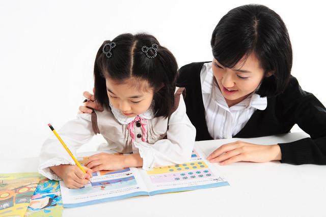 孩子怎么越长越笨？家长4件事情做错，难怪孩子&quot;潜能递减&quot;