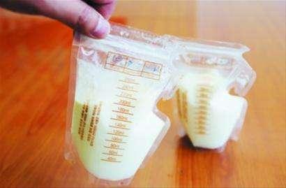 母乳可以放在冰箱里储存多久