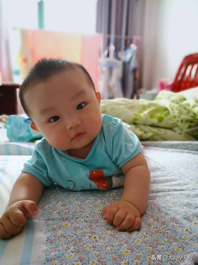 别以为宝宝看电视是坏事，动画片也对孩子有益