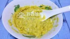 让宝贝爱上吃饭——香蕉玉米面饼