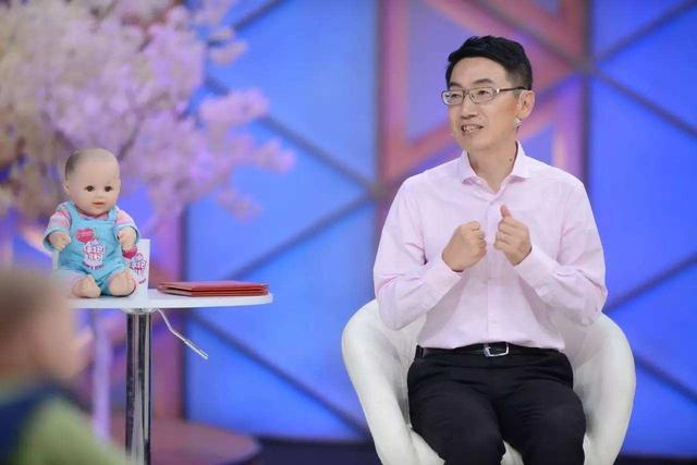 宝宝饭量忽大忽小正常吗？跟着崔玉涛学，宝宝科学营养膳食