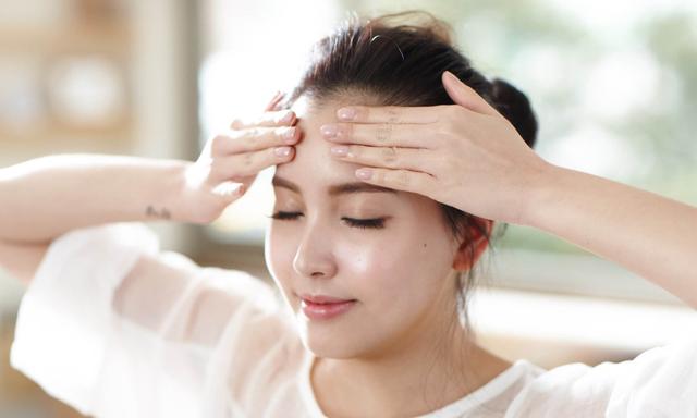 孕妈熬夜玩手机，胎儿也会受影响？当然会，出生后更明显