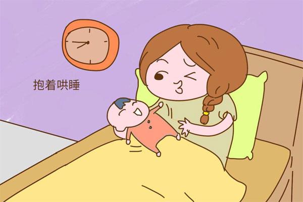 宝宝一放下就哭，抱睡何时是尽头？父母别瞎担心，最多三个月