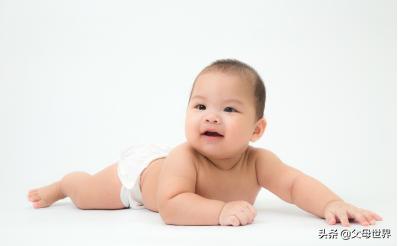 婴儿抚触摸一摸，让宝宝越来越聪明