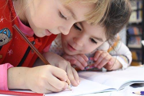 不上幼儿园的孩子不懂事？不妨听听，从教多年的幼师妈妈怎么说
