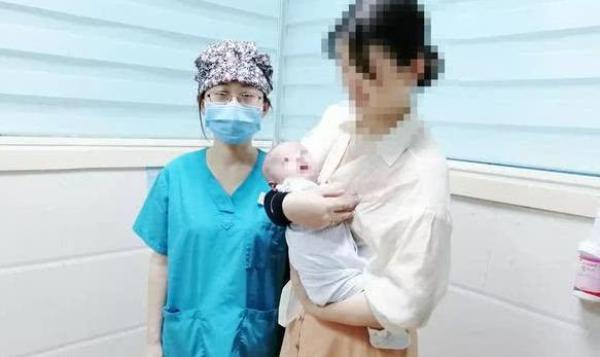 新生儿患感冒后，妈妈给喂了一包感冒药，不料宝宝竟全身溃烂