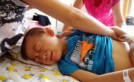 4岁宝宝拉肚子10次，医生：夏季天气再热，也不能让娃这部位受凉