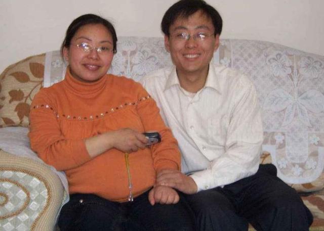 怀二胎比怀头胎更辛苦,主要是因为3件事,宝爸要多体谅